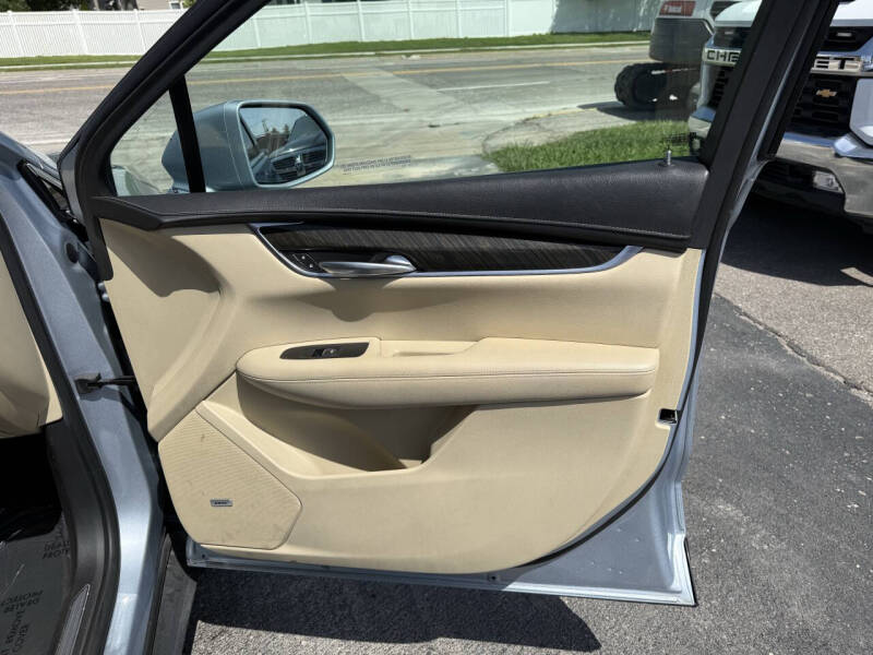 2017 Cadillac XT5
