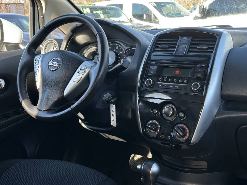 2015 Nissan Versa Note SV