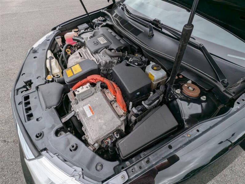 2014 Toyota Camry Hybrid LE