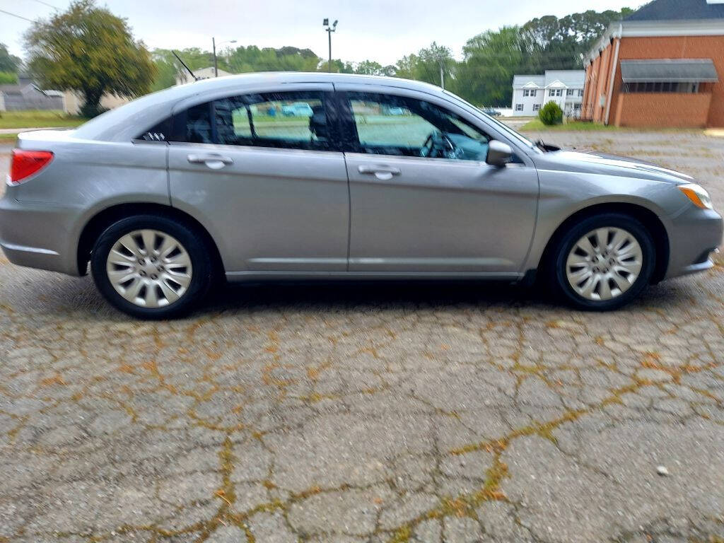 2013 Chrysler 200 for sale at 757 Auto Brokers in Norfolk, VA