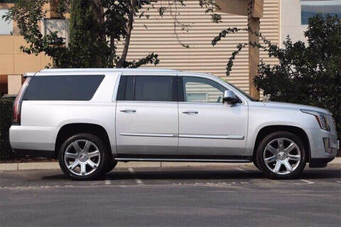 2020 Cadillac Escalade ESV Luxury