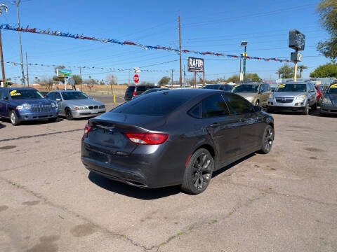 2015 Chrysler 200 S
