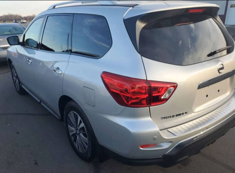 2017 Nissan Pathfinder