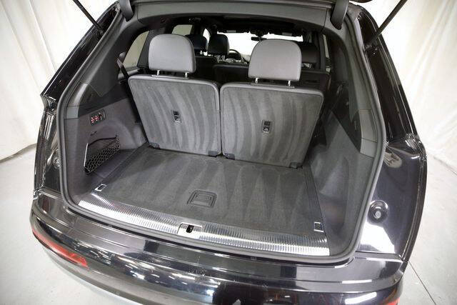 2019 Audi Q7 quattro Premium 55 TFSI