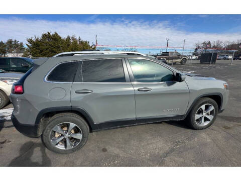 2019 Jeep Cherokee for sale at Platinum Car Brokers in Spearfish SD