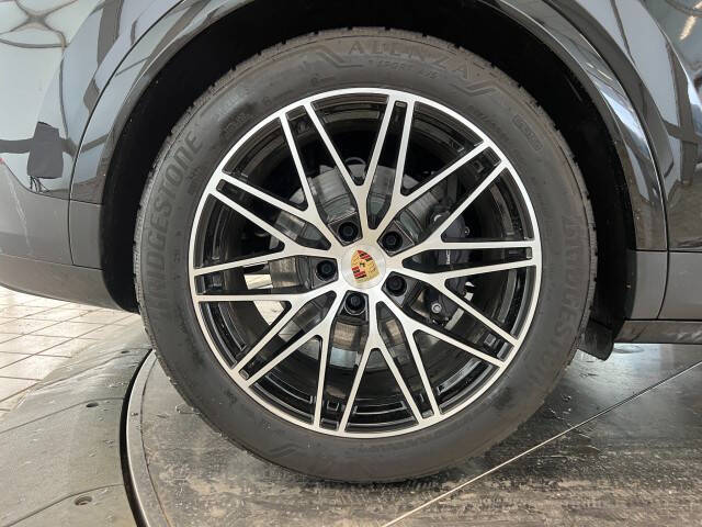 2024 Porsche Cayenne
