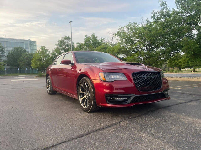 2014 Chrysler 300 for sale at ZAKS AUTO INC in Detroit, MI