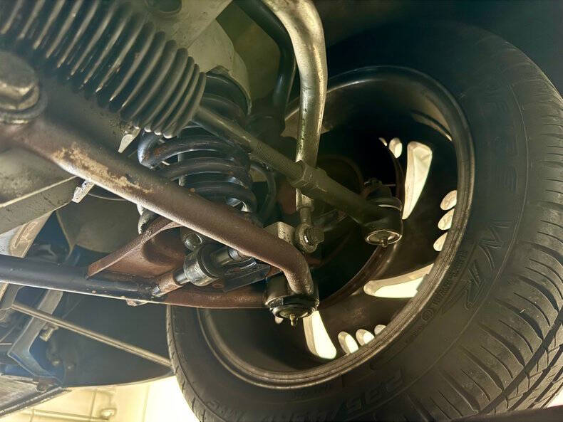 1948 Ford Super Deluxe