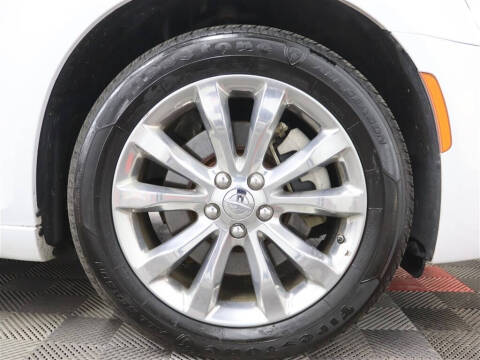 2022 Chrysler 300 Touring