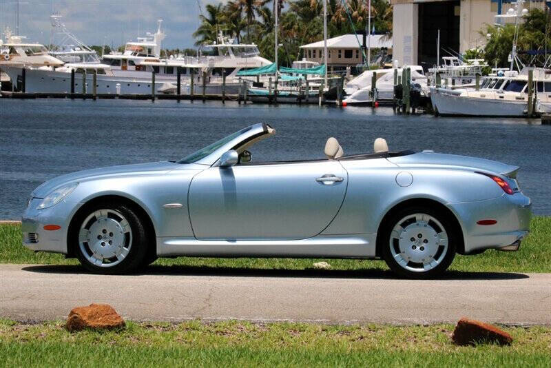 2004 Lexus SC 430