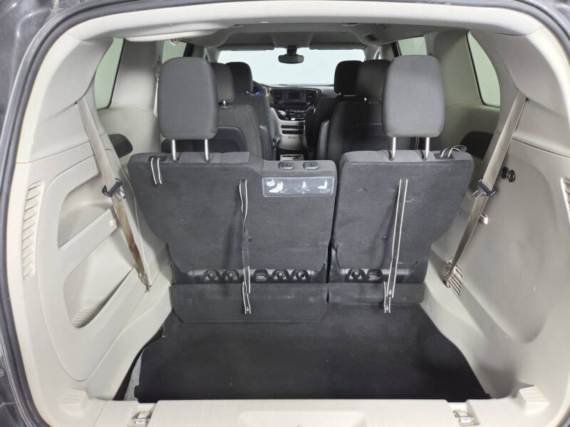 2017 Chrysler Pacifica LX