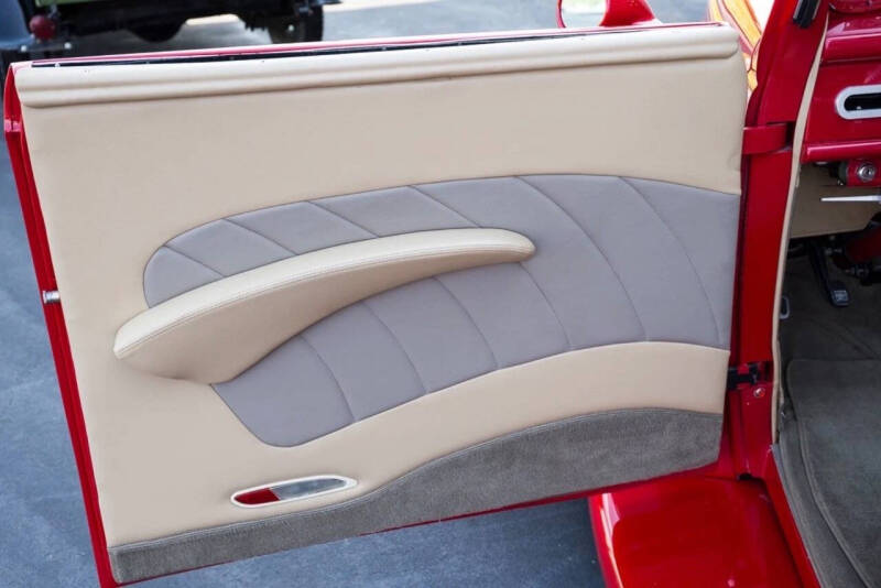 1939 Ford Cabriolet
