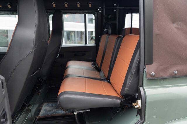 1990 Land Rover Defender 30