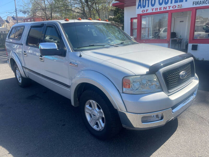 2004 Ford F-150 XLT photo 5