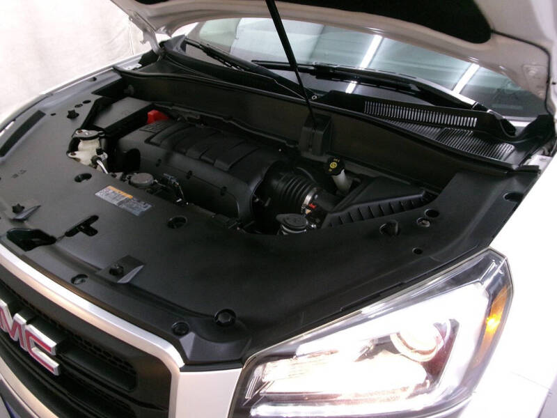 2016 GMC Acadia SLE-2