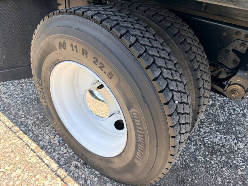 2020 Hino 338