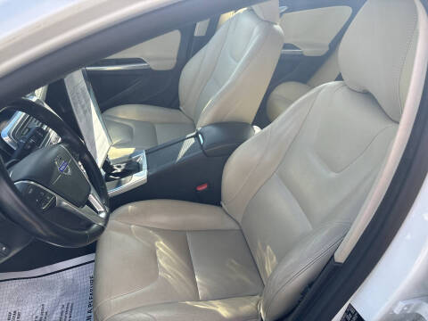 2016 Volvo S60 T5 Drive-E Premier