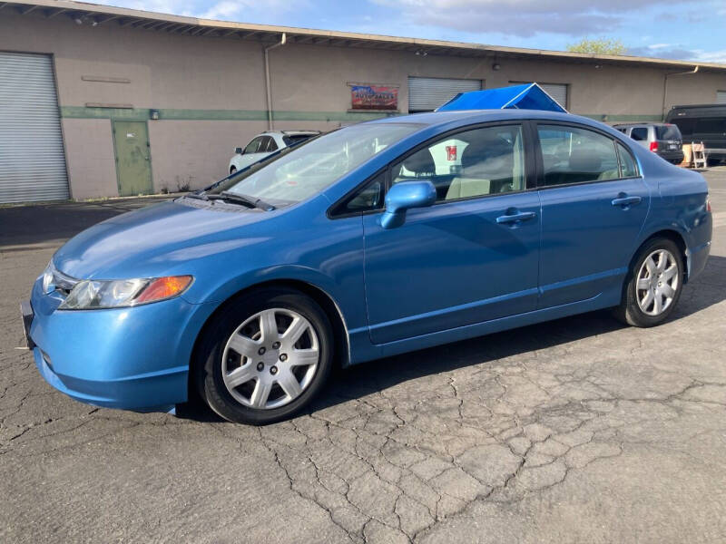 2007 Honda Civic for sale at Davis Autotrader LLC in Clovis CA