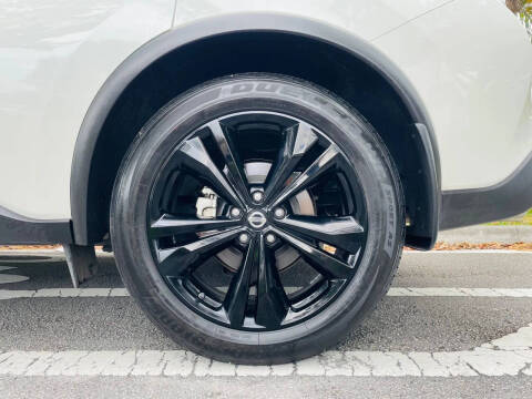 2023 Nissan Murano SL