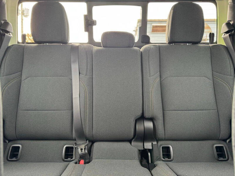 2026 Jeep Gladiator Sport S