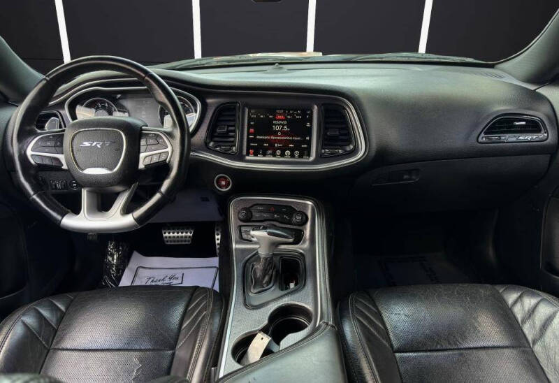 2016 Dodge Challenger SRT 392