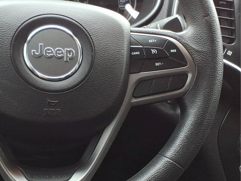 2019 Jeep Cherokee Latitude