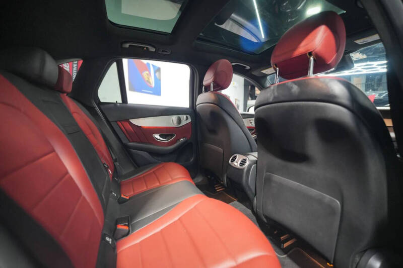 2021 Mercedes-Benz GLC GLC 300