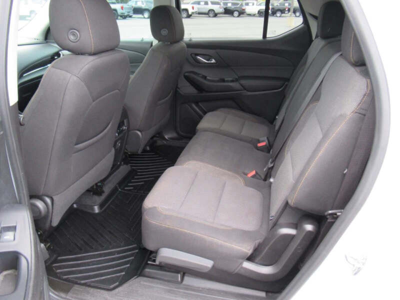 2021 Chevrolet Traverse LS