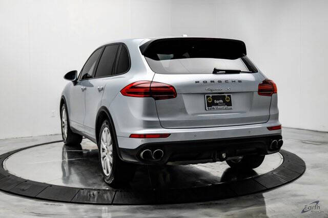 2017 Porsche Cayenne S