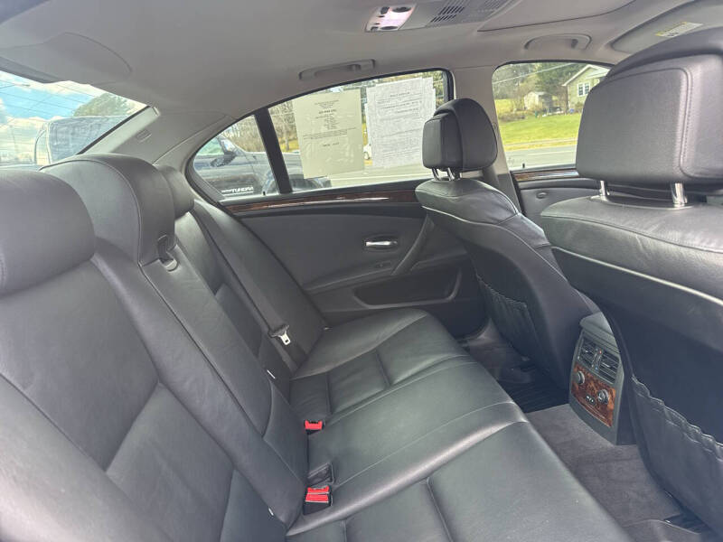 2009 BMW 5 Series 528i xDrive