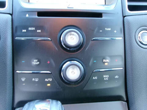 2018 Ford Taurus SEL