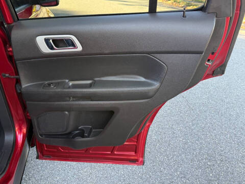 2011 Ford Explorer XLT