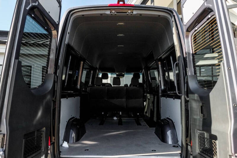 2025 Mercedes-Benz Sprinter