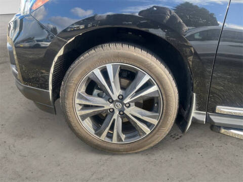 2020 Nissan Pathfinder Platinum