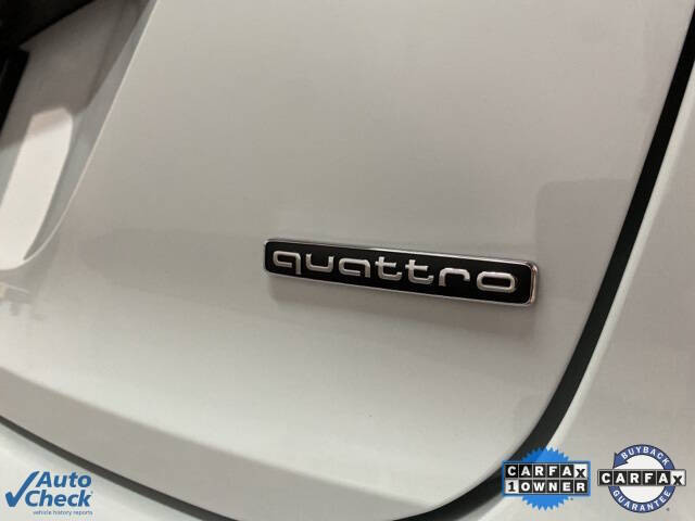 2024 Audi Q4 e-tron quattro Premium Plus 50