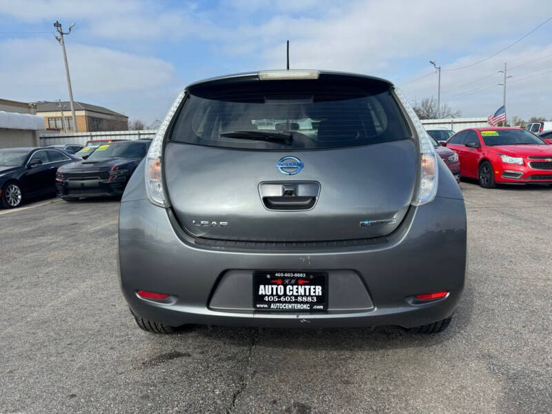 2015 Nissan LEAF S