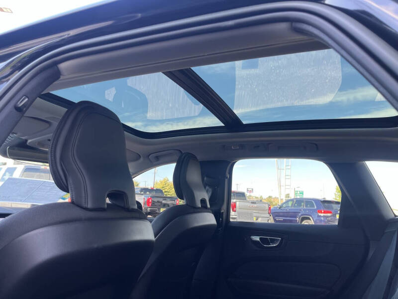 2023 Volvo XC60 B5 Core