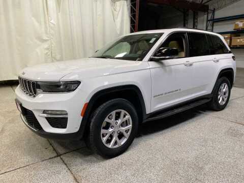 2022 Jeep Grand Cherokee for sale at Victoria Auto Sales - Waconia Dodge in Waconia MN