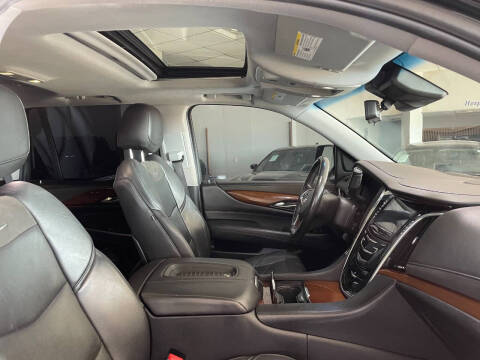 2020 Cadillac Escalade Luxury