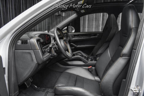 2025 Porsche Cayenne GTS