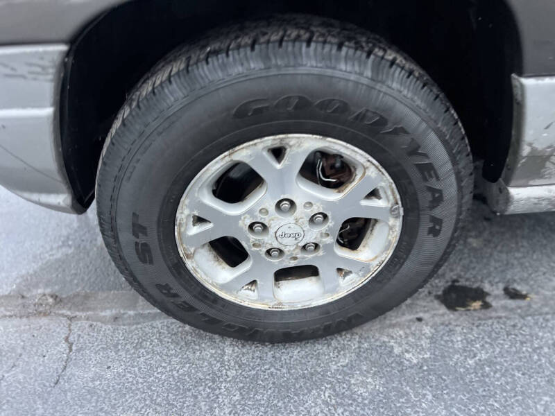 2000 Jeep Grand Cherokee Laredo