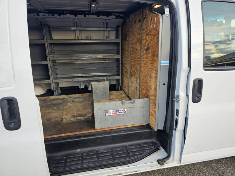 2018 Chevrolet Express 2500