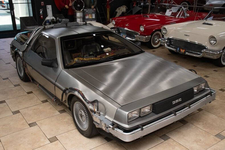 1981 DeLorean DMC-12