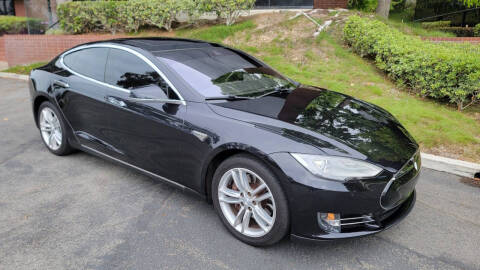 2015 Tesla Model S 70