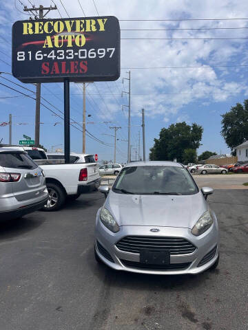 2015 Ford Fiesta SE