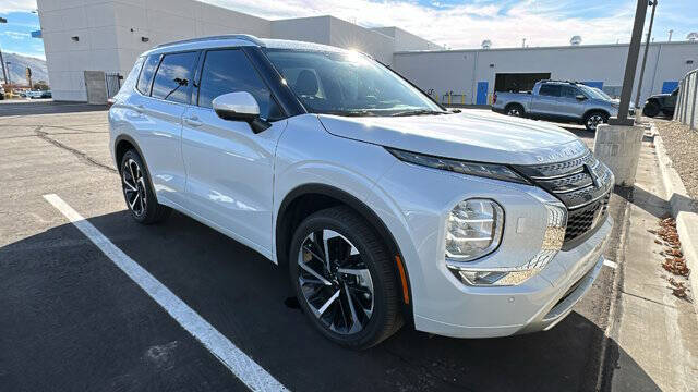 2024 Mitsubishi Outlander SEL