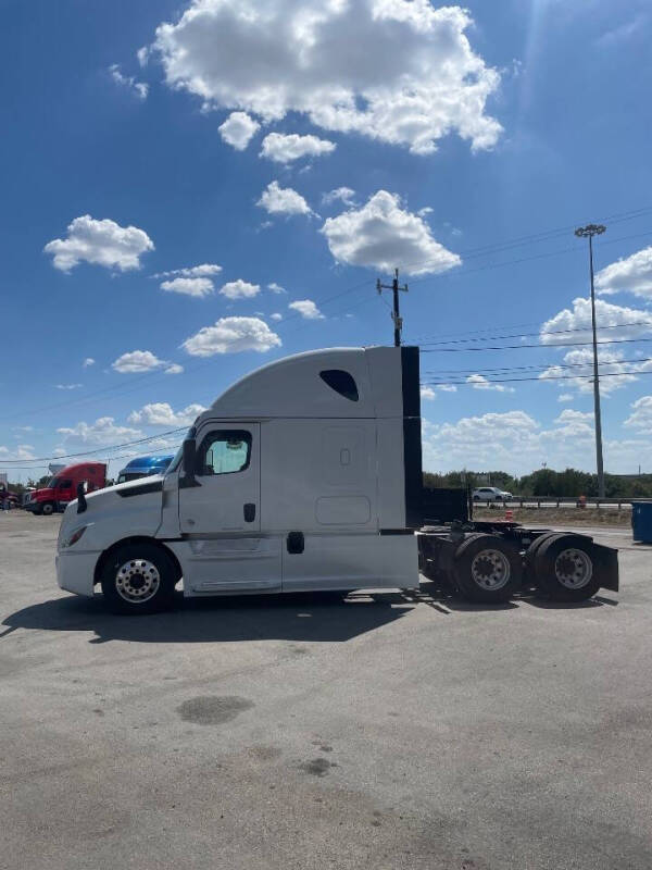 2019 Freightliner Cascadia