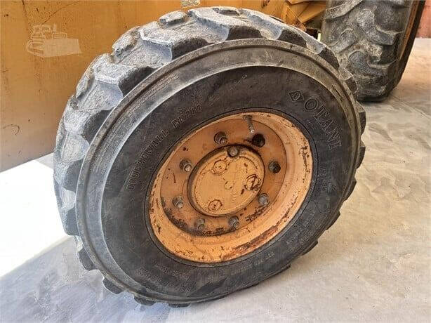 1999 Case IH  586E