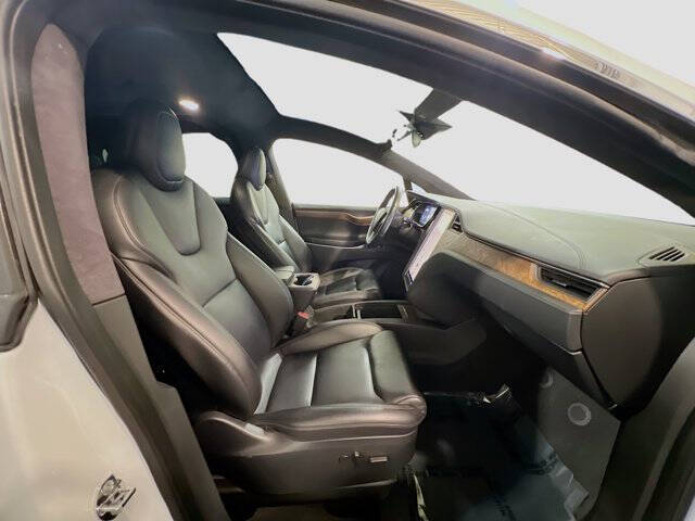 2020 Tesla Model X Long Range