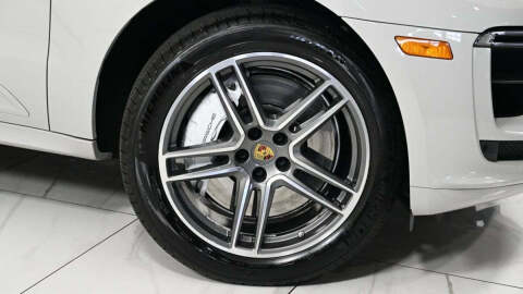 2021 Porsche Macan Turbo